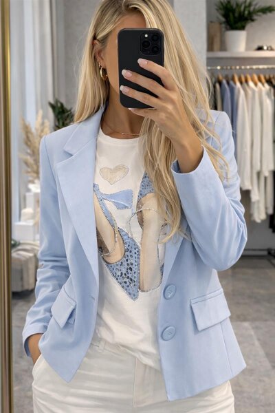Blau